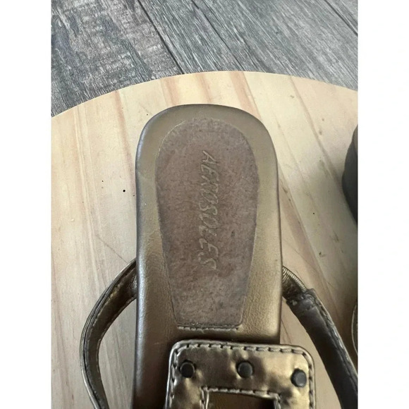 Aerosoles Women's Silver Open Toe Flip Flop Slip On Heel Sandals Size 7 - Picture 3 of 6